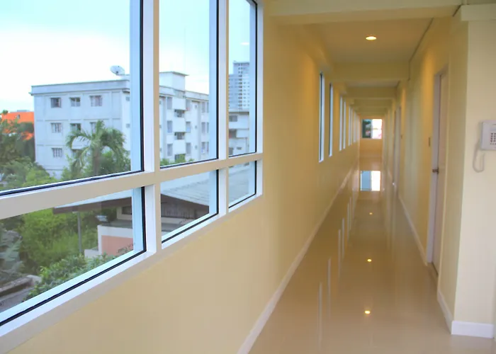 The Arni Sukhumvit 101 Appartement