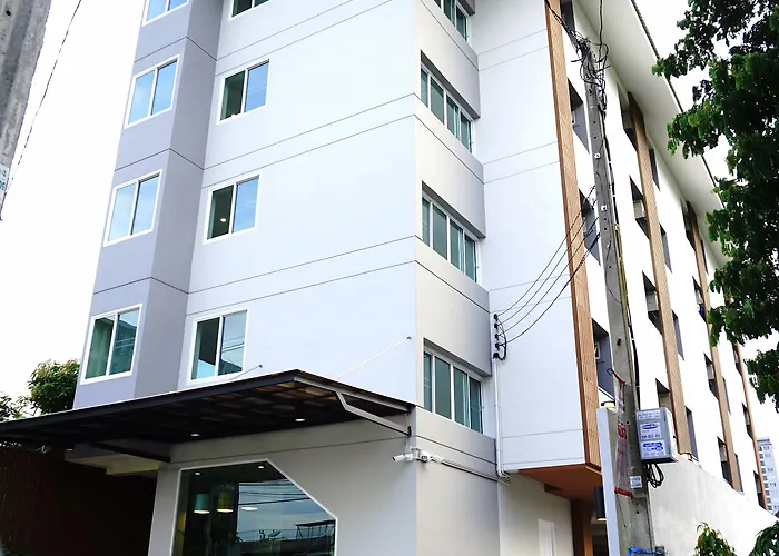 The Arni Sukhumvit 101 Appartement *